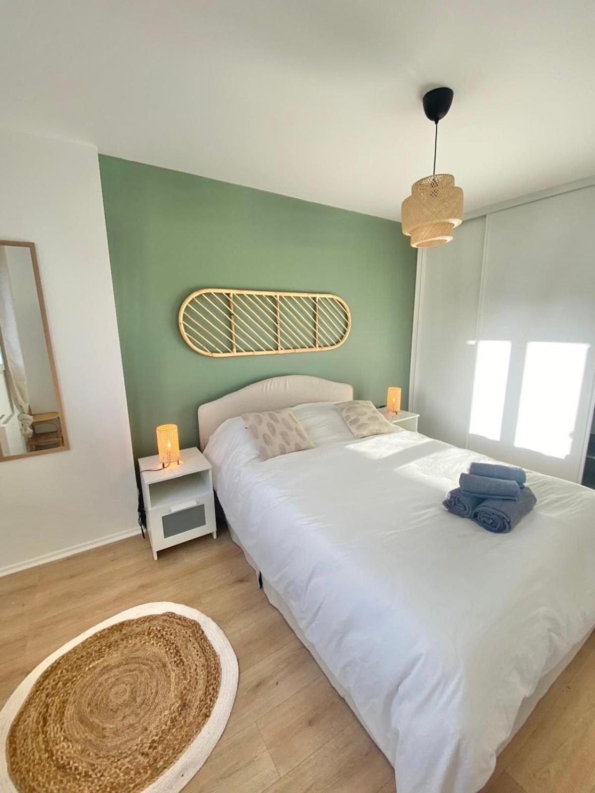 Modern & Cosy 3 Bedrooms Train Tramway Nice Exteriör bild